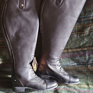 Ariat Black Heritage Contour Feild Zip Boots.